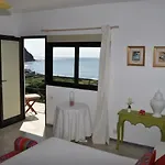 Guacimara Villa *